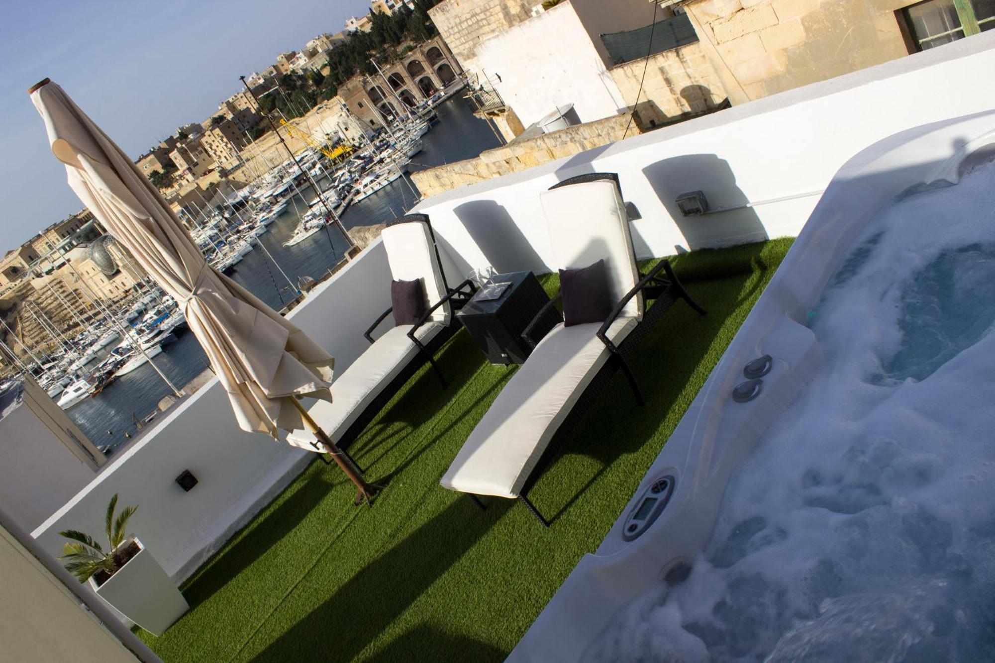 Budget Room 1 Floor Private Bathroom Ground Floor Vittoriosa Exterior foto